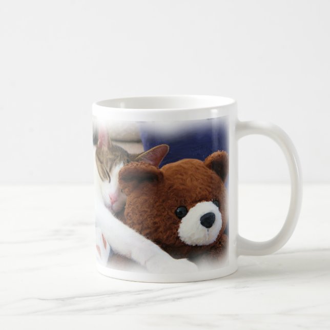 Gatinho do sono com caneca do ursinho (Direita)
