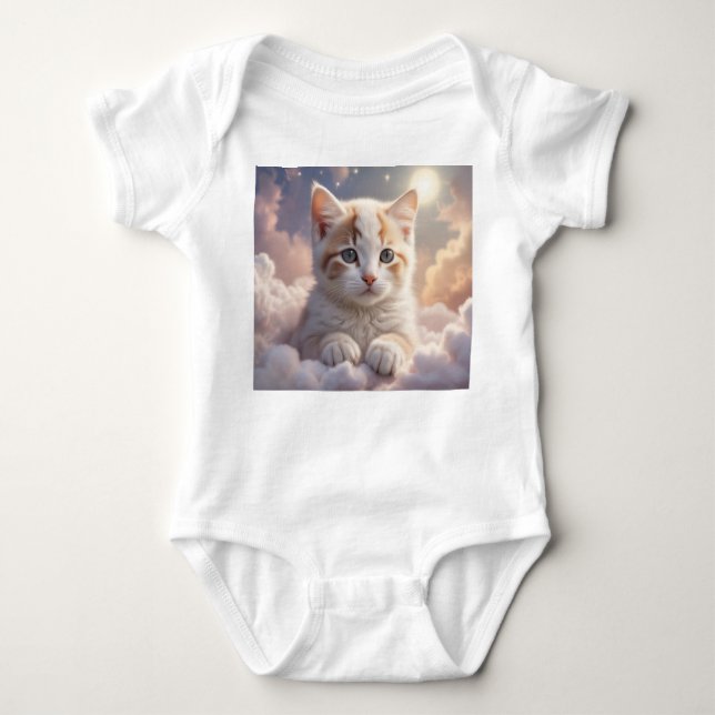 Gatinho nas nuvens T-Shirt (Frente)