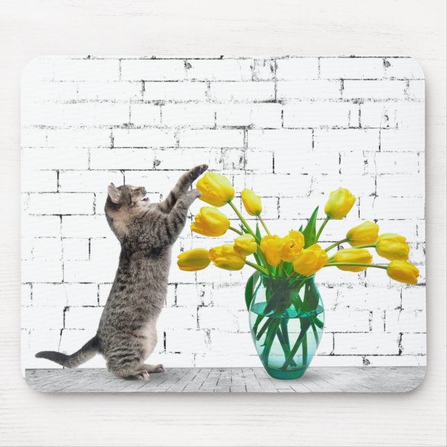 Gato com Mousepad de Buquê de Tulipa Amarelo (Frente)