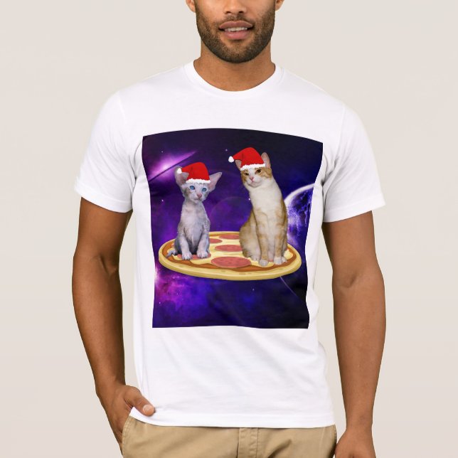 GATO DE NATAL NO ESPAÇO PIZZA T-SHIRTS (Frente)