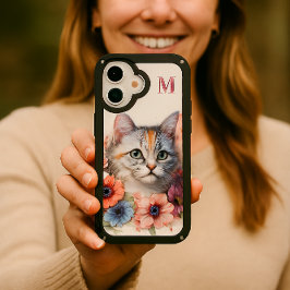 Gato Malhado Doce com Flores