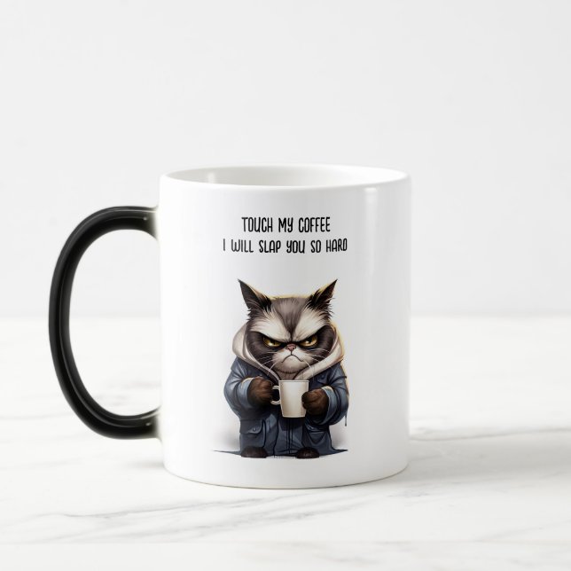 Gato rabugento com xícara de café (Esquerda)