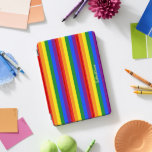 Gay LGBT Orgulho Lésbico Arco-Íris Stripes Monogra<br><div class="desc">Crie o seu próprio personalizado, personalizado, único, monocêntrico, de tipo único, belo e elegante na moda faux gold typografia script name monograma / iniciais, monograma, legal, moderno, vibrante, cores do pavilhão do orgulho gay LGBT, padrão de faixas geométricas coloridas, cobrir inteligente iPad magnético que se dobra em múltiplas posições de...</div>