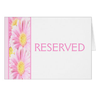 Gerbera Daisies cor-de-rosa com cartão branco rese