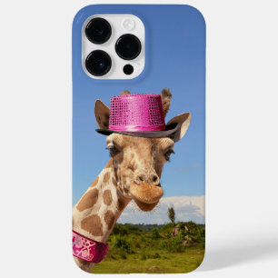 Girafa de chapéu cor-de-rosa brilhante
