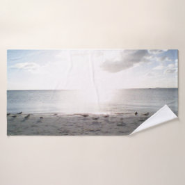 Glória Do Sol No Conjunto De Toalhas Da Praia Bath