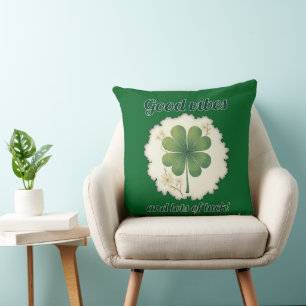 Good Vibes St Patrick’s Day Shirt – almofada