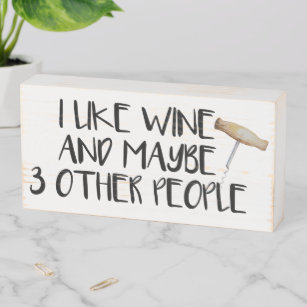 Gosto de vinho e talvez de outras três Pessoas