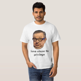 Gove abusa o t-shirt do privilégio: estilo 1