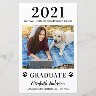 Graduação de Cão na Escola de Lar Engraçada no Orç