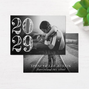 Graduação em branco preto   Trendy - Letra de M