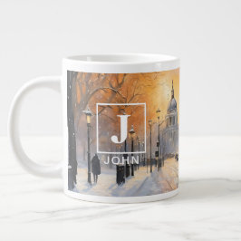Grande Abaixa suavemente a caneca de café da neve do inve