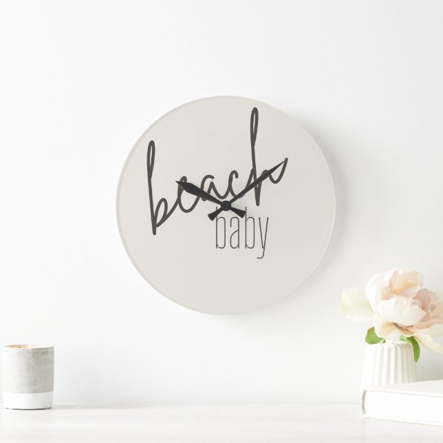 Grande bebê de praia. Relógio (Lar)