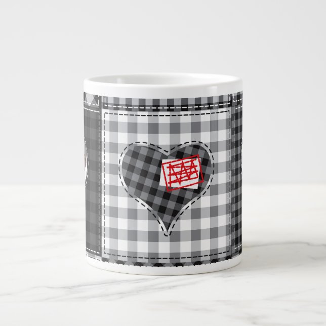 Grande Caneca de Café com Remendo de Colcha de Coração (Frente)