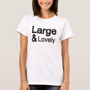 Grande e camisa bonita do fraco-encaixe