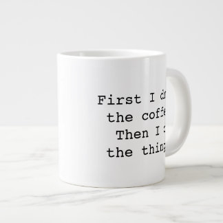 Grande Primeiro eu bebo uma caneca de café