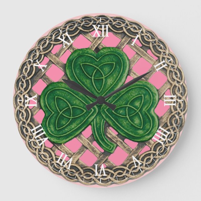 Grande Shamrock cor-de-rosa & Números Celtas Relógio de N (Frente)