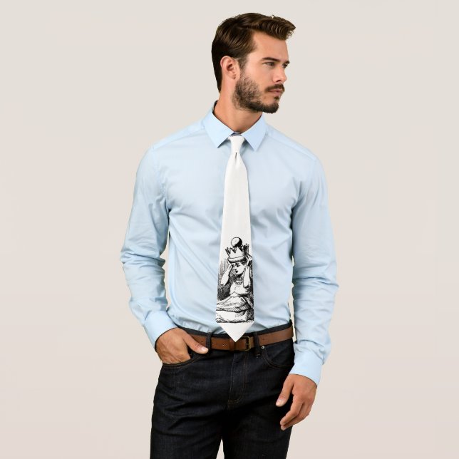 Gravata Alice Antiga em País das Maravilhas, Alice com Cor (In Situ)