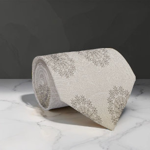 Gravata Arte floral com padrão têxtil em areia