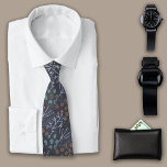 Gravata Azul da meia-noite<br><div class="desc">Esta Gravação Romântica de Botânica apresenta um legal fundo Azul Meia-Noite com o Padrão de Twigs e Folhas. Dê um amor e personalize com um monograma para torná-lo especial. Ideal como presente de Dia de os pais,  para vovô,  marido ou alguém especial.</div>