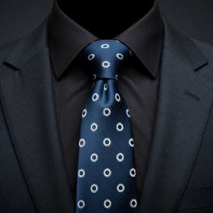 Gravata Azul Marinho e Bolinhas Brancas