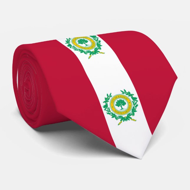 Gravata Bandeira de Raleigh, Carolina do Norte Tie (Rolled)