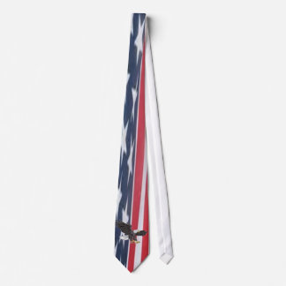 GRAVATA BANDEIRA PATRIÓTICA DOS EUA COM EAGLE