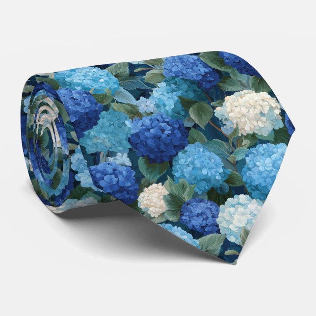 Gravata Blue Hydrangea Floral Pattern with Leaves (Rolled)