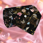 Gravata Boho Floral Black Butterfly Garden Neck<br><div class="desc">Adicione um pouco de elegância à sua roupa de casamento com a nossa Torre de Nécar de Borboleta Negra Boho. Perfeito para um casamento noturno, esta gravata apresenta um sofisticado fundo preto com flores silvestres e borboletas delicadas. O design floral vintage e a estética do boho fazem dele um acessório...</div>