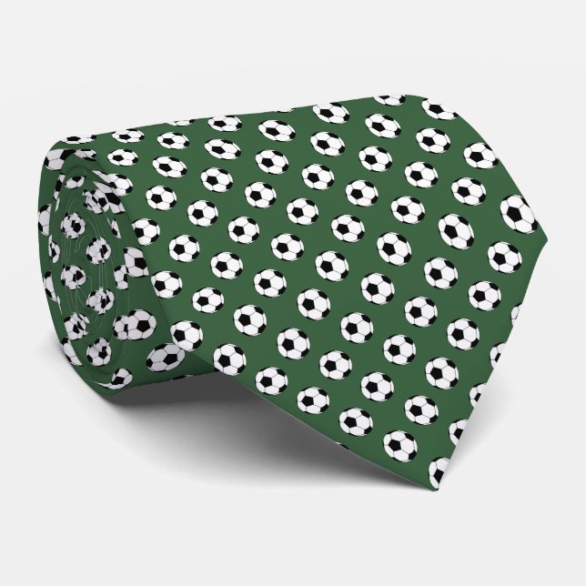 Gravata Bolas de Futebol Preto Branco em Verde Caçador (Rolled)