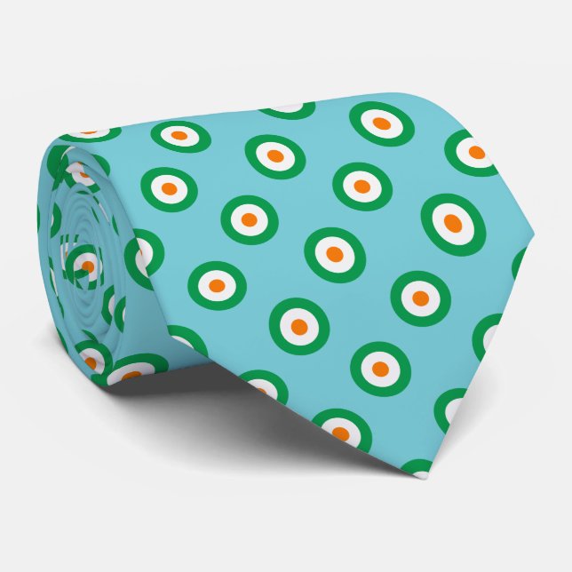 Gravata Bolinhas brancas laranja verdes em azul claro (Rolled)
