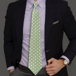 Gravata Bolinhas brancas, verdes e pequenas<br><div class="desc">Tinta branca e verde-seno e bolinhas branca e grande,  gravata no pescoço.</div>