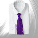 Gravata Bolinhas Douradas de Glam Purple<br><div class="desc">Púrpura elegante com bolinhas de ouro.</div>