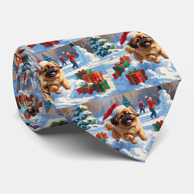 Gravata Cão Pequinês Correndo na Neve com Chapéu de Natal (Rolled)