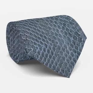 Gravata Cinza Blue Faux Snakeskin em um