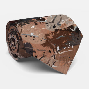 Gravata Cinzas, pinturas castanhas e pretas