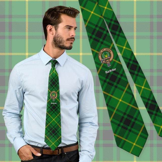 Gravata Clan MacArthur Crest sobre Tartan (Criador carregado)