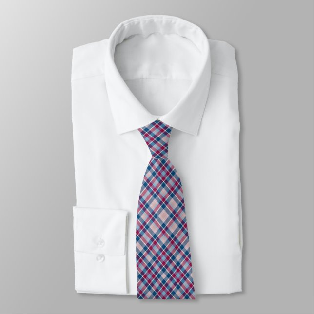 Gravata Clássica de Listras Xadrez Vermelho Branco (Amarrado)