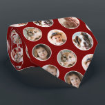 Gravata Colagem de 8 Fotos Moderna<br><div class="desc">Adicione um toque pessoal ao seu guarda-roupa com esta gravata de fotos personalizada, com um fundo vermelho vibrante e vermelho, com um padrão de quadros circulares mostrando 8 das suas fotos favoritas. Quer sejam momentos familiares queridos, animais de estimação adoráveis, ou fotos significativas, esta gravata única transforma memórias em um...</div>
