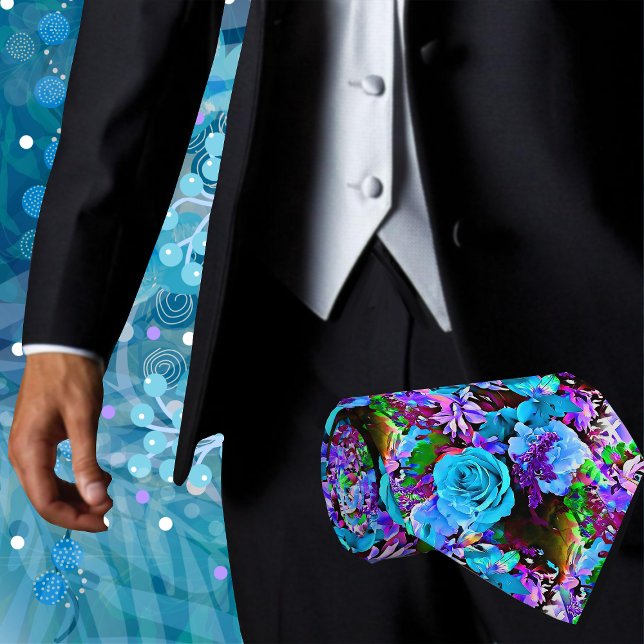 Gravata Colorida de Flores Tropicais Artísticas (This beautiful Abstract Rose Floral Men's Fashion Necktie will have you feeling stylish and modern)