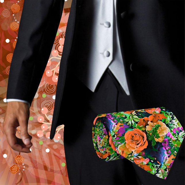 Gravata Colorida de Flores Tropicais Artísticas (This Abstract floral Men's Necktie will add a touch of class and sophistication to any outfit)