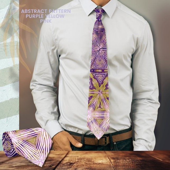 Gravata Coluna do Pescoço Preto Amarelo Roxo (Purple, pink, yellow pattern Neck tie)