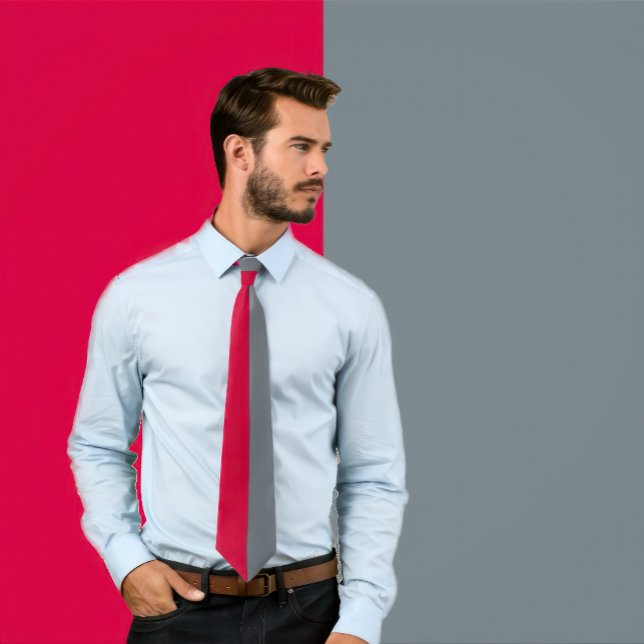 Gravata Cor de Dividir Escarlate e Cinza (Man wears a Scarlet & Gray Split Color Neck Tie
)