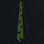 Gravata Corda verde-coroa-coroa-coroa com impressão de vea<br><div class="desc">Corda verde de caça com padrão de impressão de veados. Gravatas especiais e personalizadas de caça de cores para homens. Manly design. Legal ideia de presente de Natal ou Aniversário para pai,  tio,  avô,  marido,  irmão,  amigo,  chefe,  colega de trabalho,  noivo de casamento,  padrinhos de casamento etc.</div>