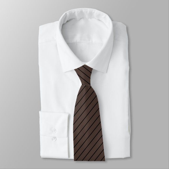 Gravata Couro Inglês com Pinstripes Pretas (Amarrado)