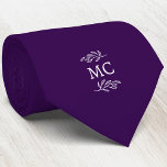 Gravata Crista de Inicial de Monograma Folha Botânica Roxo<br><div class="desc">Destacar-se da multidão com este design de crista de iniciais de monograma personalizado moderno e exclusivo com arte de linha de folha botânica. Minimalista e discreto,  ideal para o homem ou mulher que tem tudo!</div>