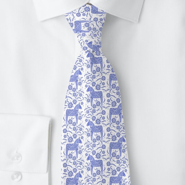 Gravata Dala Horse Indigo Blue e White FolArt (Swedish Dala Horse folk art blue and white tie)