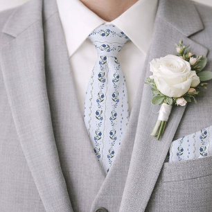 Gravata de casamento floral em azul poeirento esca
