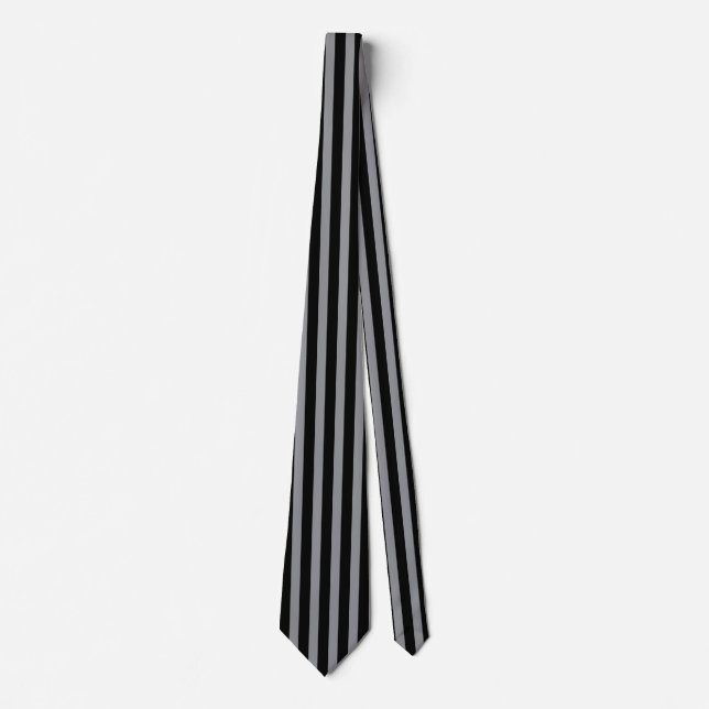 Gravata Elegância clássica com listras verticais preto e c (Frente)