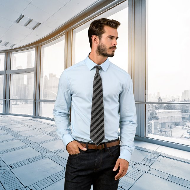 Gravata Estrias Diagonais de Cinzas e Pretos Finos (Thin Black and Gray Diagonal Stripes Necktie)